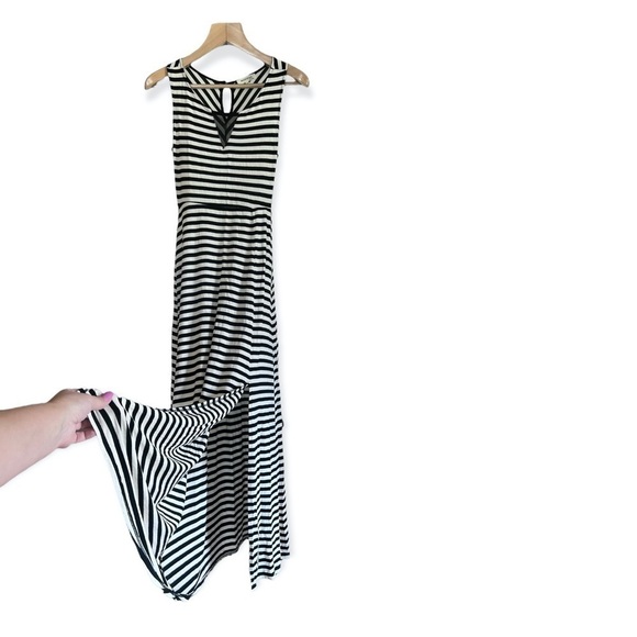 Monteau Women’s Black & White Striped Maxi Dress, Size Medium - Picture 4 of 9
